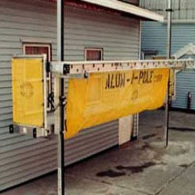 Alum-A-Pole